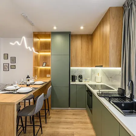 Eden Coresi With Free Private Parking Apartment Brasov