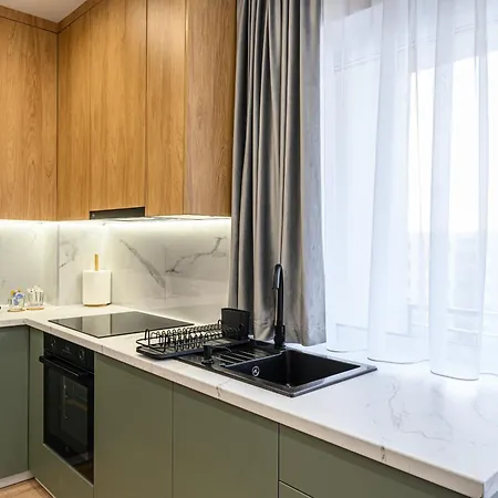 Apartmán Eden Coresi With Free Private Parking *