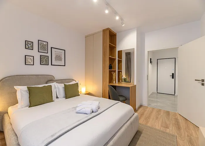 Eden Coresi With Free Private Parking * Braşov