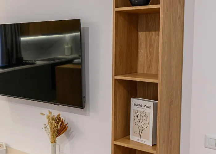 Lägenhet Eden Coresi With Free Private Parking *