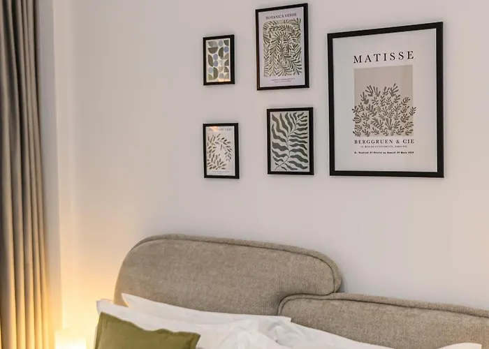 Eden Coresi With Free Private Parking *