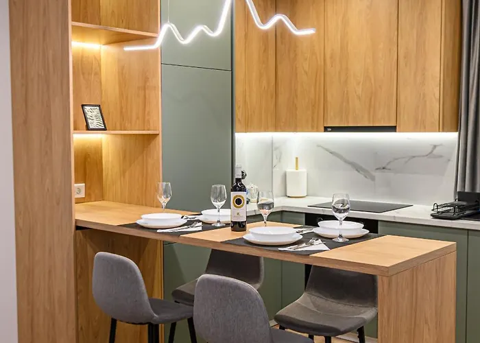 Lägenhet Eden Coresi With Free Private Parking Braşov