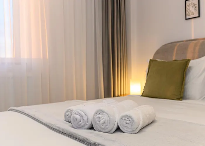 Eden Coresi With Free Private Parking Apartment Brasov