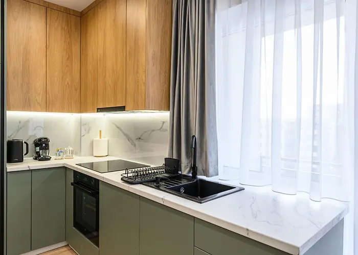 Apartment Eden Coresi With Free Private Parking *